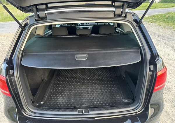 Volkswagen Passat cena 34300 przebieg: 212000, rok produkcji 2011 z Bystrzyca Kłodzka małe 407